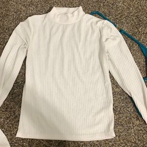 White Long Sleeve Tight Undershirt